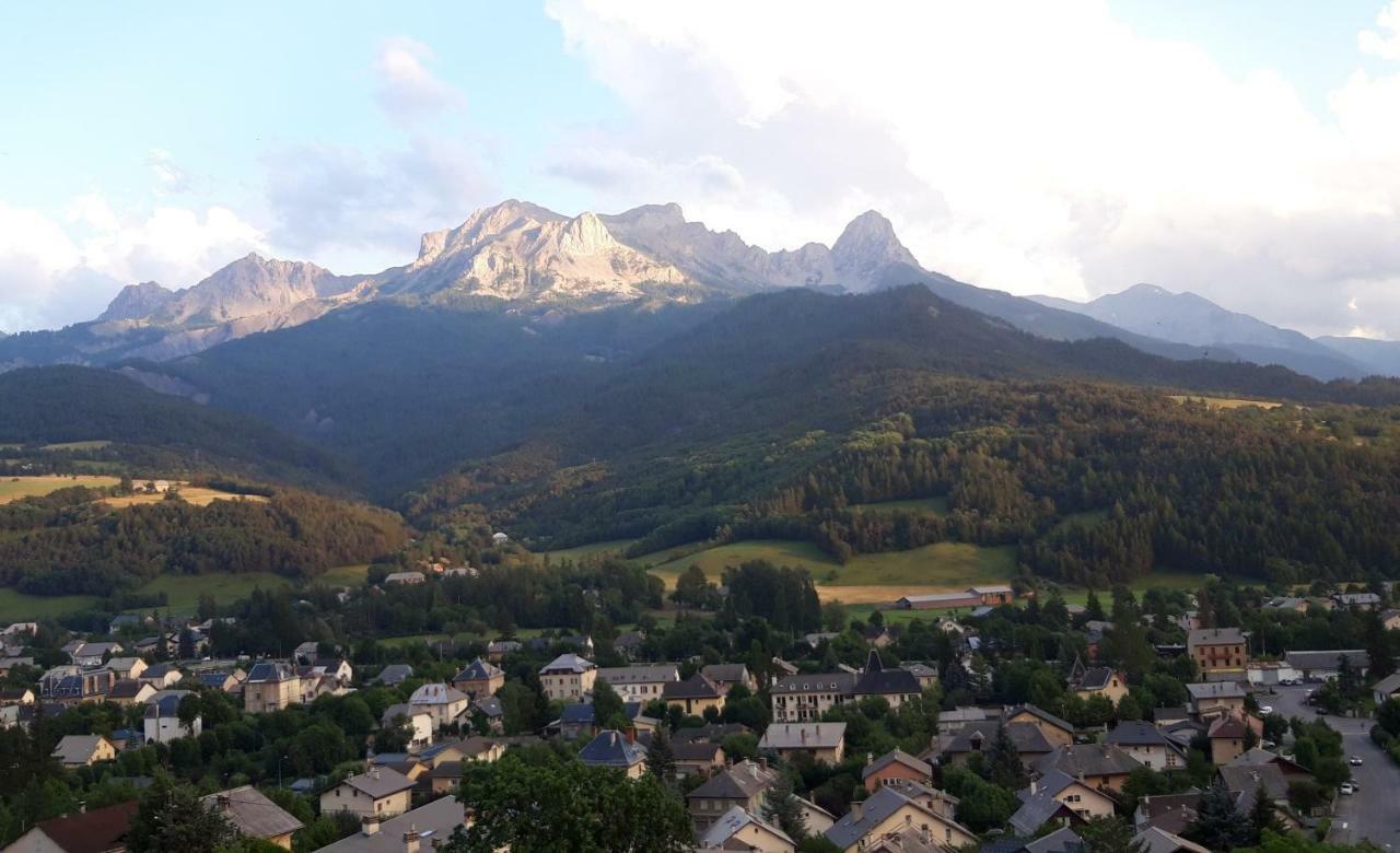 Ubaye Liberty Apartment Barcelonnette Bagian luar foto